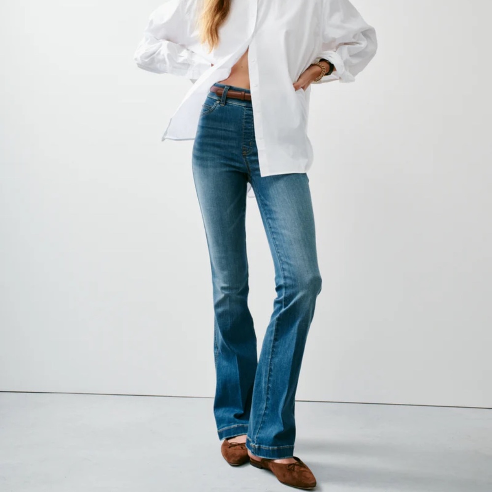 Spanx vintage indigo pull-on L Tall jeans
